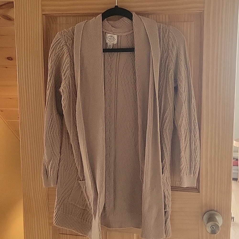 A tan, st John's Bay sweater size: PS